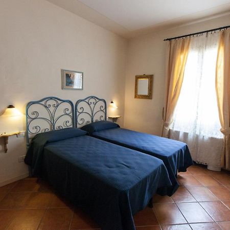 Hotel Locanda Degli Artisti Борго-Сан-Лоренцо Экстерьер фото